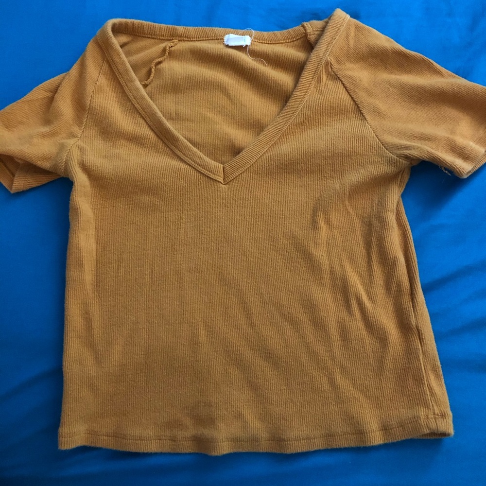 yellow tee